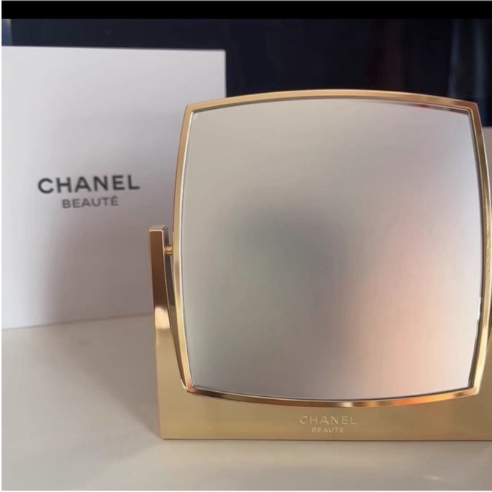 CHANEL Beauty Metal Double-Sided Makeup Mirror
